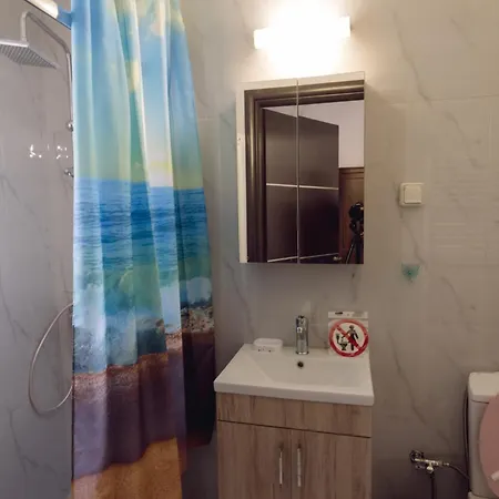 Koumbes Apartment